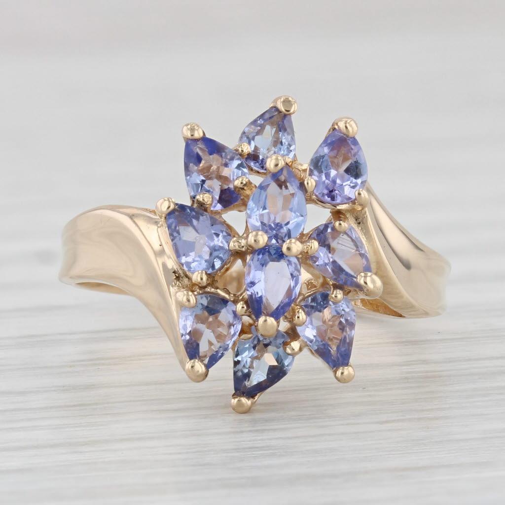 Light Gray 1.50ctw Tanzanite Cluster Ring 14k Yellow Gold Size 8