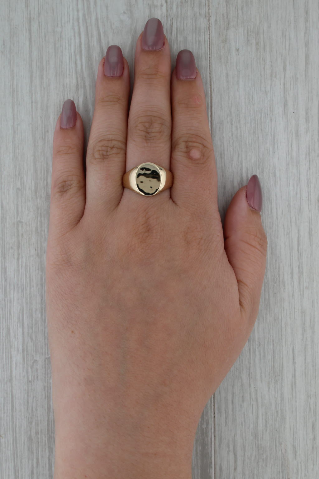 Engravable Oval Signet Ring 10k Yellow Gold Size 11.75