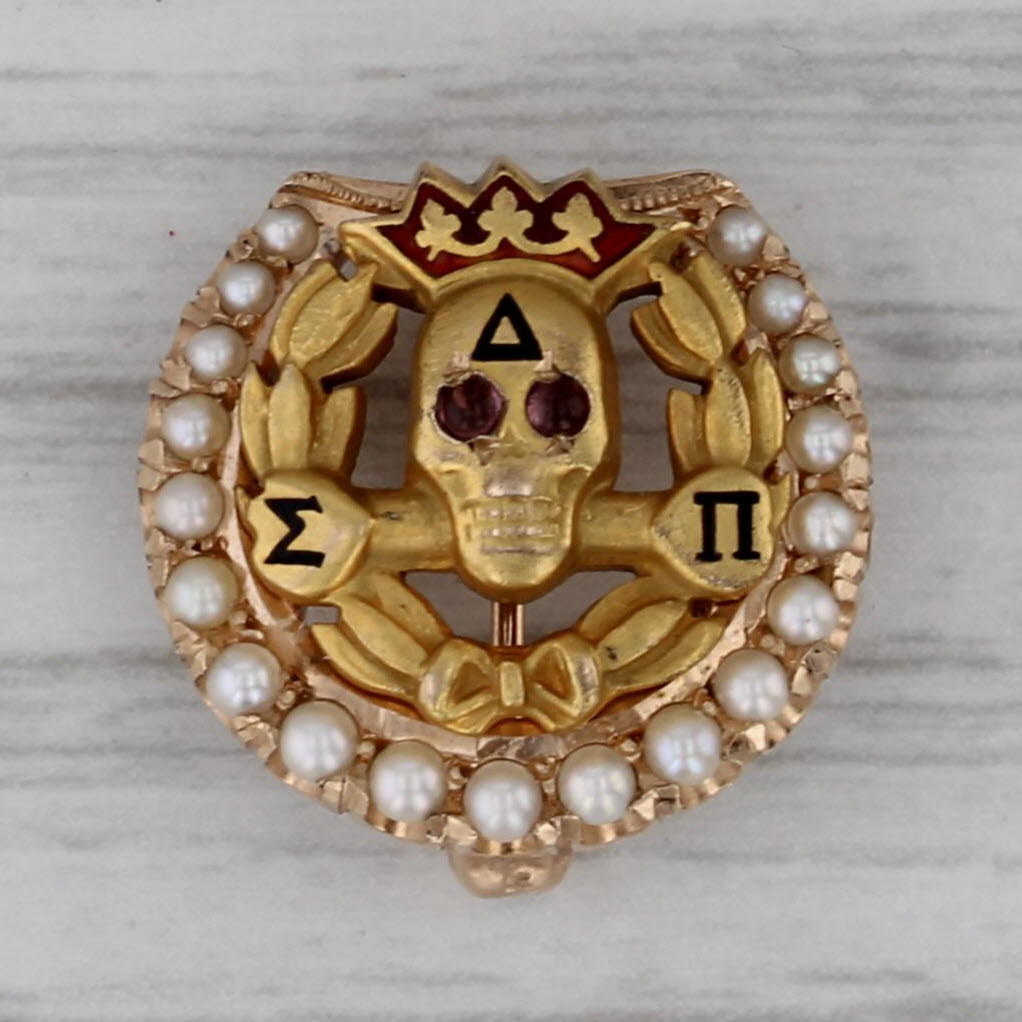 Dark Gray Sigma Delta Pi Skull Pin 10k Gold Pearl Business Fraternity Vintage Badge