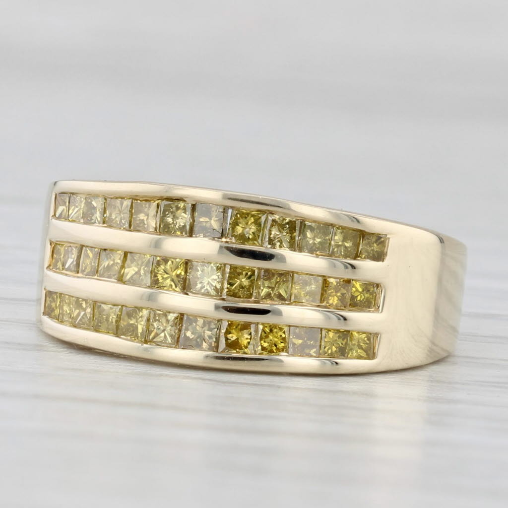 Light Gray 0.78ctw Yellow Diamond 3-Band Ring 10k Yellow Gold Size 6-6.24