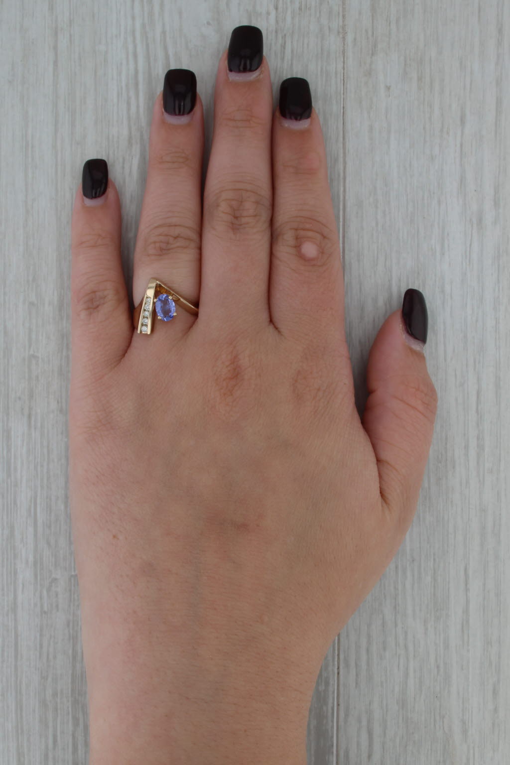 0.75ctw Tanzanite Diamond Contoured V Ring 14k Yellow Gold Size 6.5