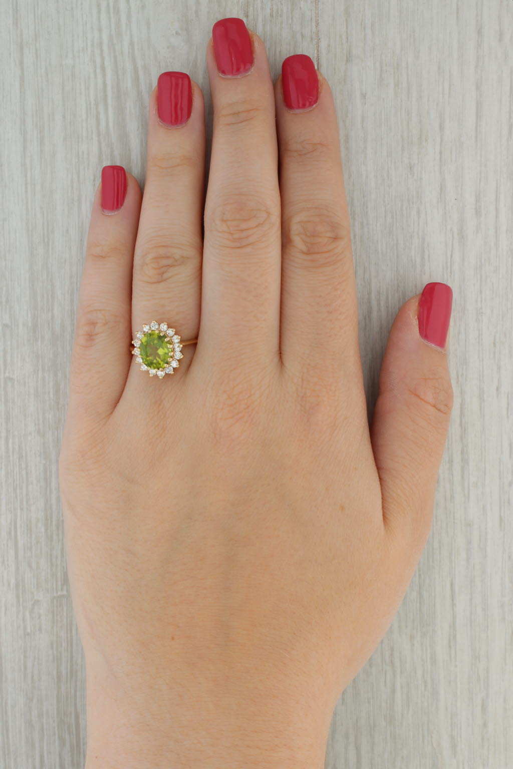 Rosy Brown 3.40ctw Oval Peridot Diamond Halo Ring 14k Yellow Gold Size 7.25