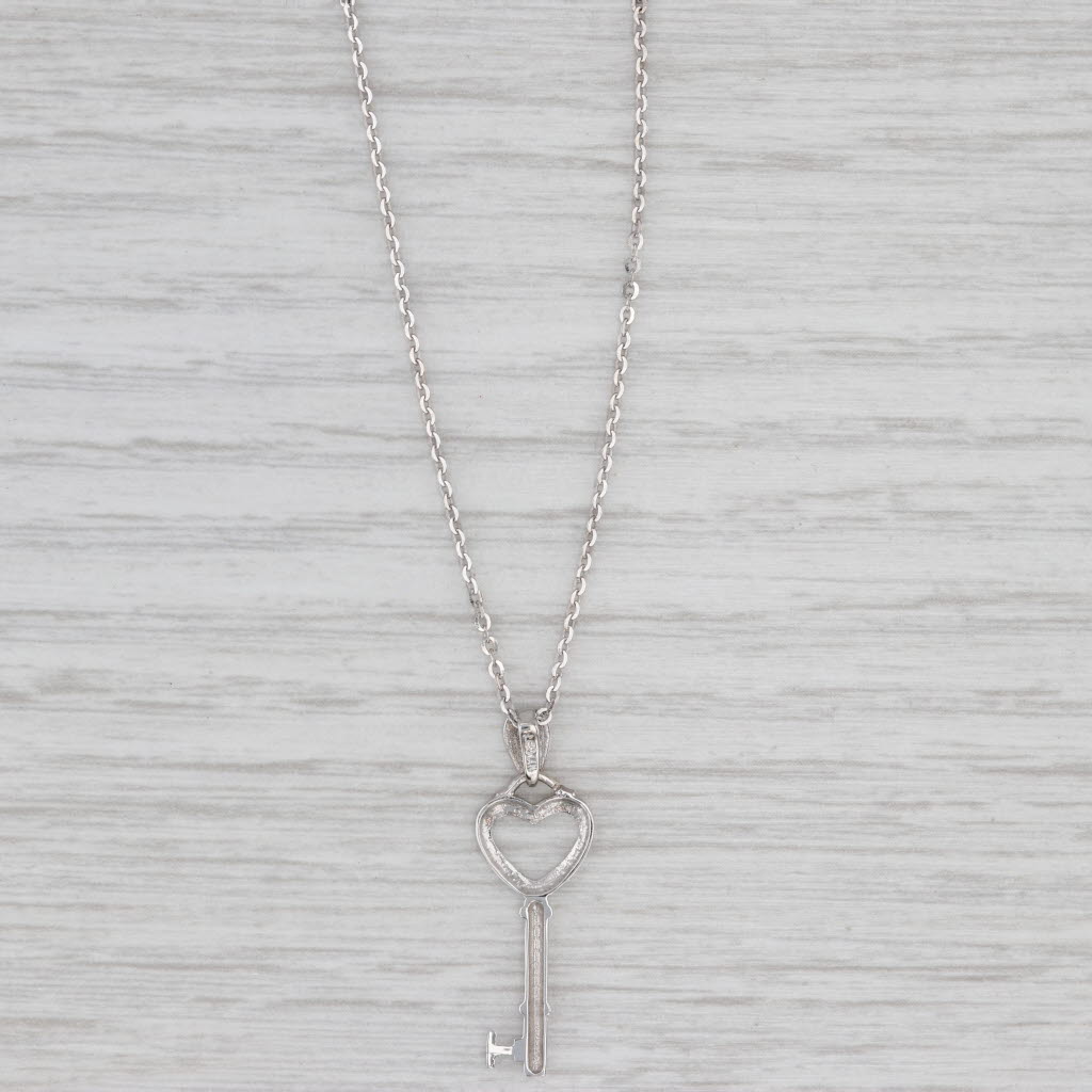 Light Gray Heart Skeleton Key Pendant 14k White Gold 18" Cable Chain