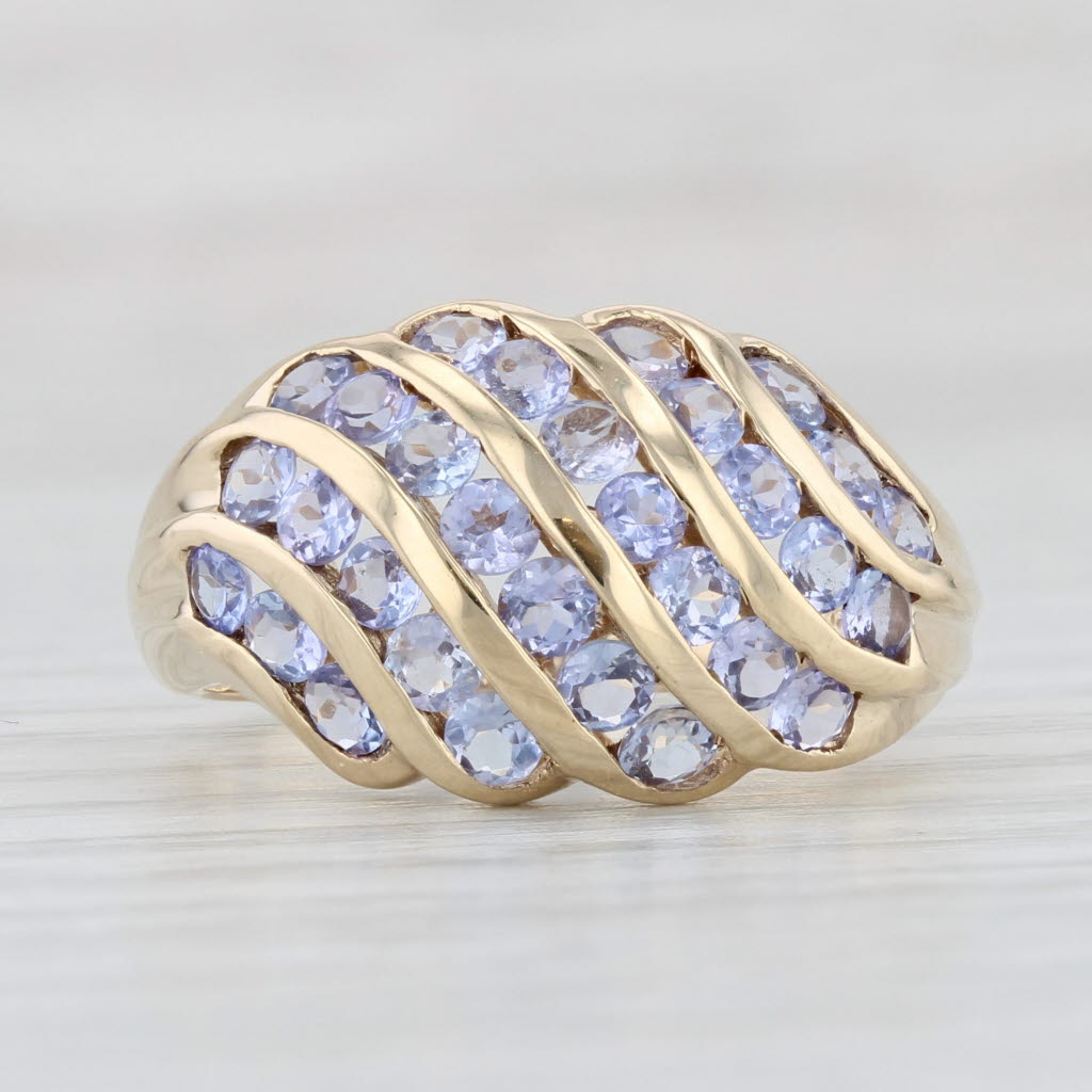 Light Gray 2.20ctw Tanzanite Scalloped Croissant Ring 10k Yellow Gold Size 8