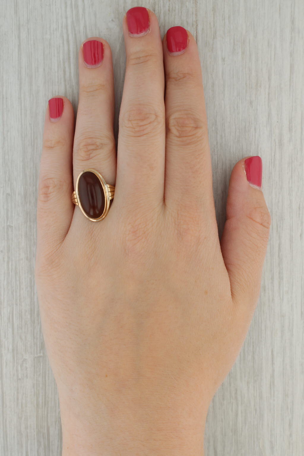 Rosy Brown Sardonyx Carnelian Oval Cabochon Solitaire Ring 10k Yellow Gold Sz 7.75 Vintage