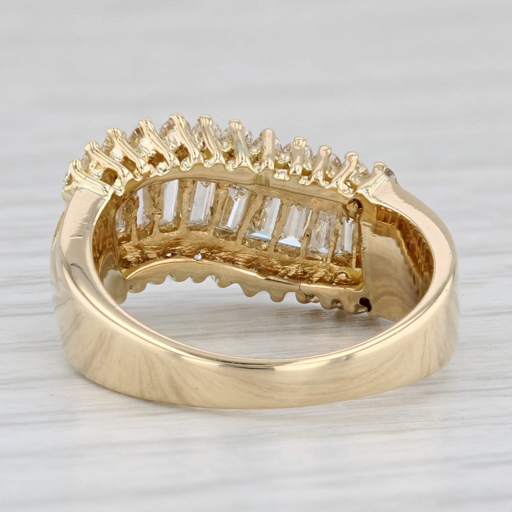 Light Gray 1.04ctw Baguette Diamond Ring 18k Yellow Gold Size 6.75 Contoured Band