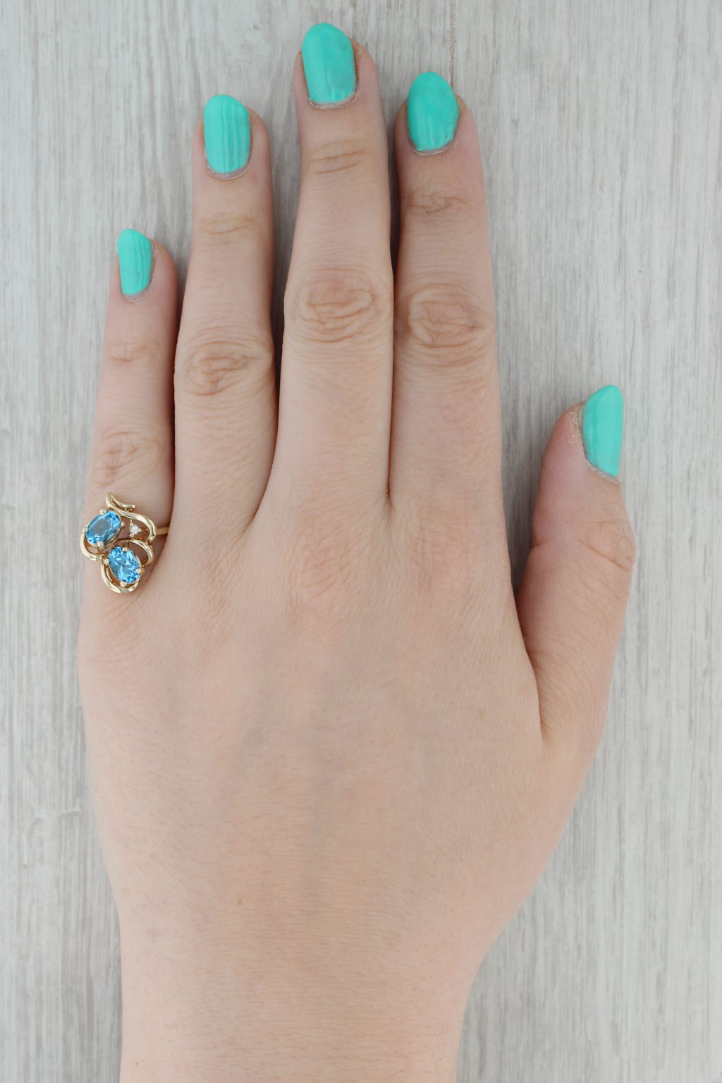 Dark Gray 2.12ctw Blue Topaz Diamond Ring 14k Yellow Gold Size 6.5 Cocktail