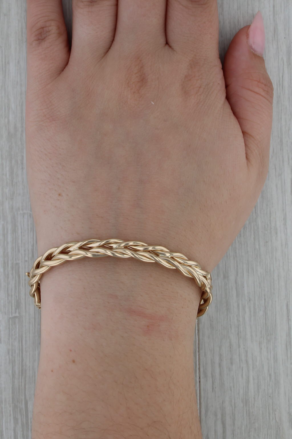 Woven Bangle Bracelet 14k Yellow Gold 7" 7.7mm Hinged Snap Clasp