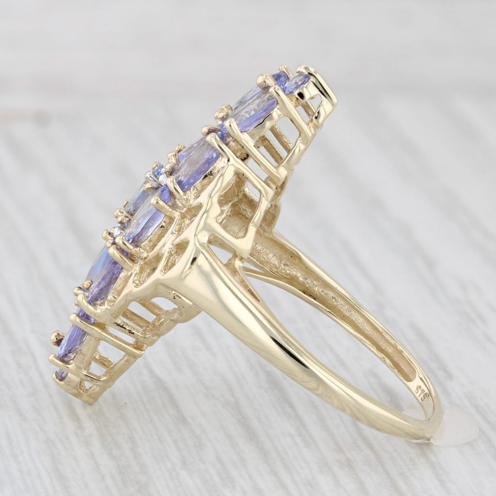 Light Gray 3.25ctw Tanzanite Cluster Ring 10k Yellow Gold Size 7 Cocktail