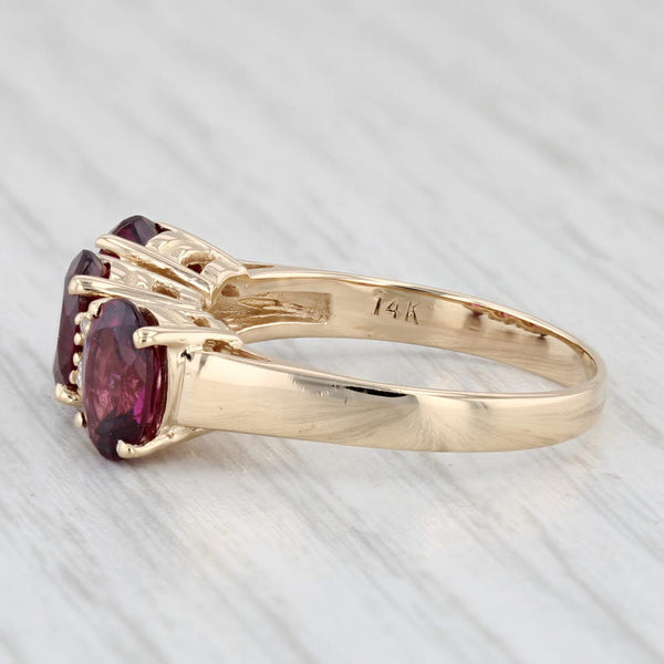 3.06ctw Oval 3-Stone Garnet Diamond Ring 14k Yellow Gold Size 7.25