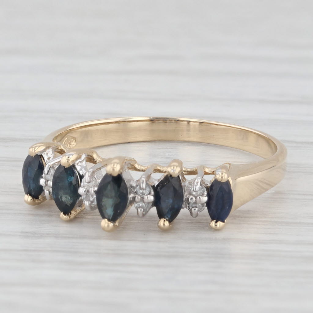 Light Gray 0.56ctw Tiered Blue Sapphire Diamond Ring 14k Yellow Gold Size 7.25