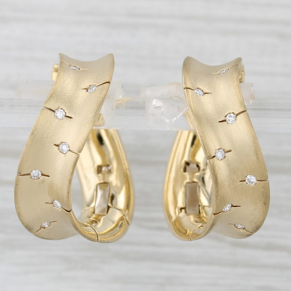 Light Gray Roberto Coin 0.12ctw Diamond Hoop Earrings 18k Yellow Gold Contoured Round Hoops
