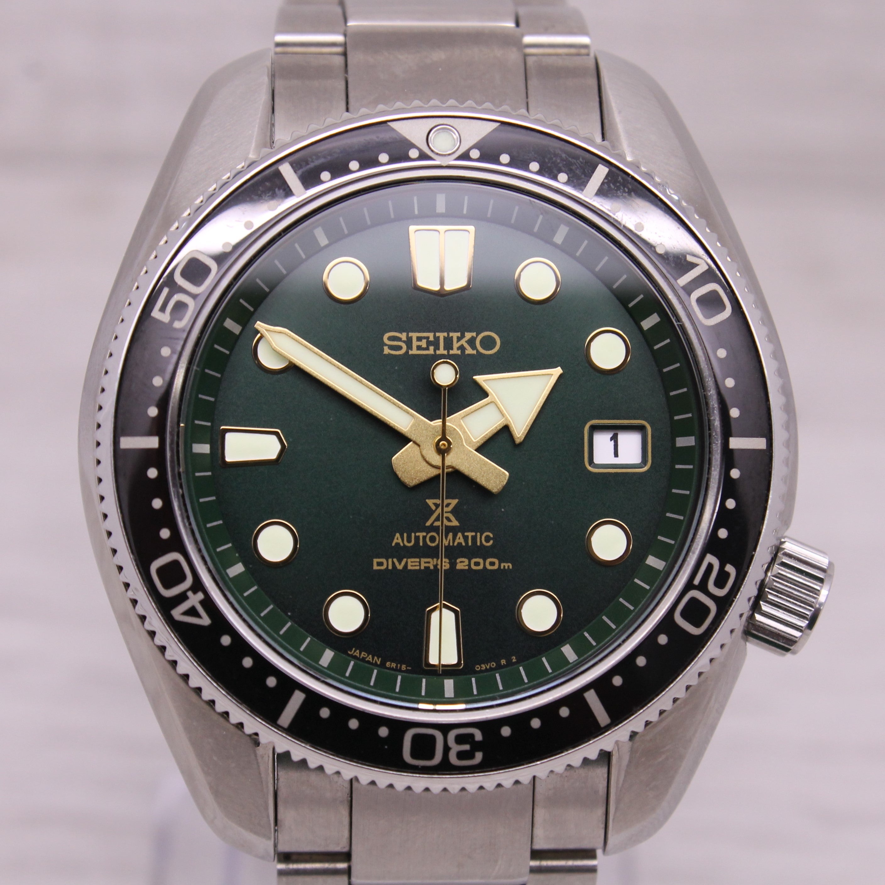 Gray Seiko Prospex SPB105 Mens 44mm Steel Automatic Divers Watch Green Dial w Box Tag