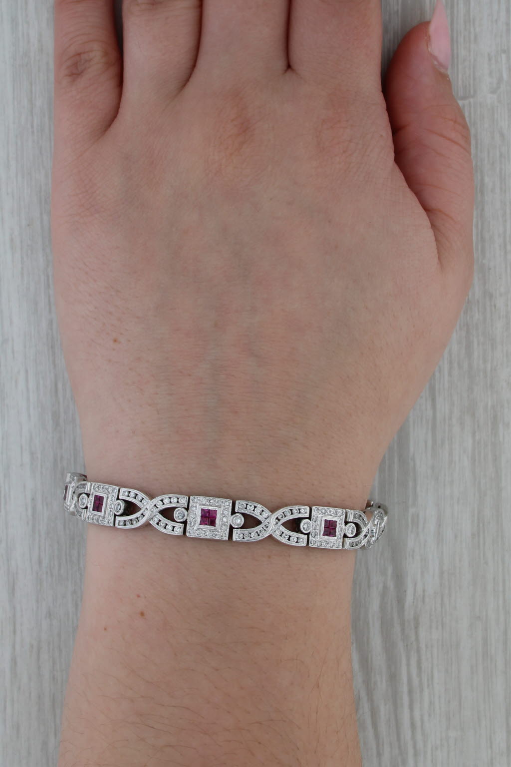4.48ctw Ruby Diamond Figure-8 Bracelet 18k White Gold 7.5" 8.6mm