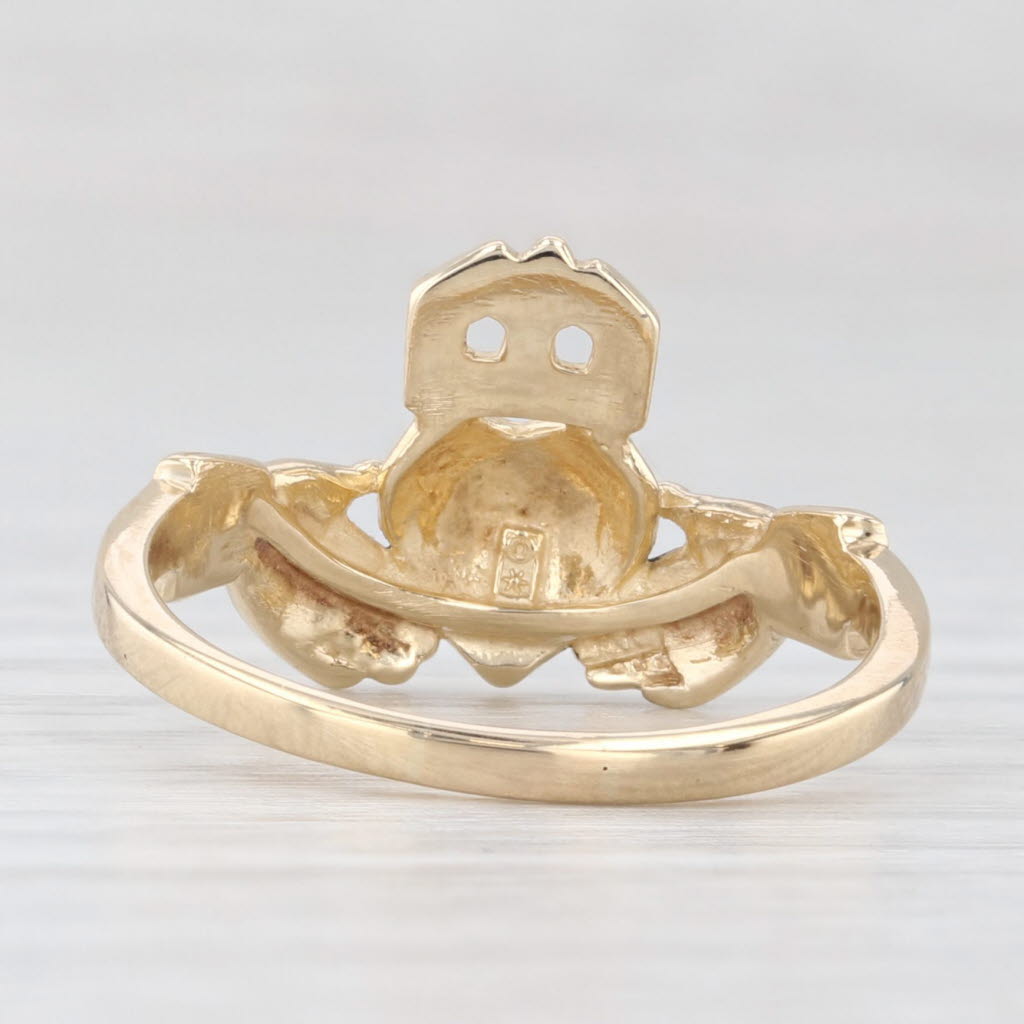 Light Gray Claddagh Ring 14k Yellow Gold Irish Symbolic Wedding Band Size 7.5