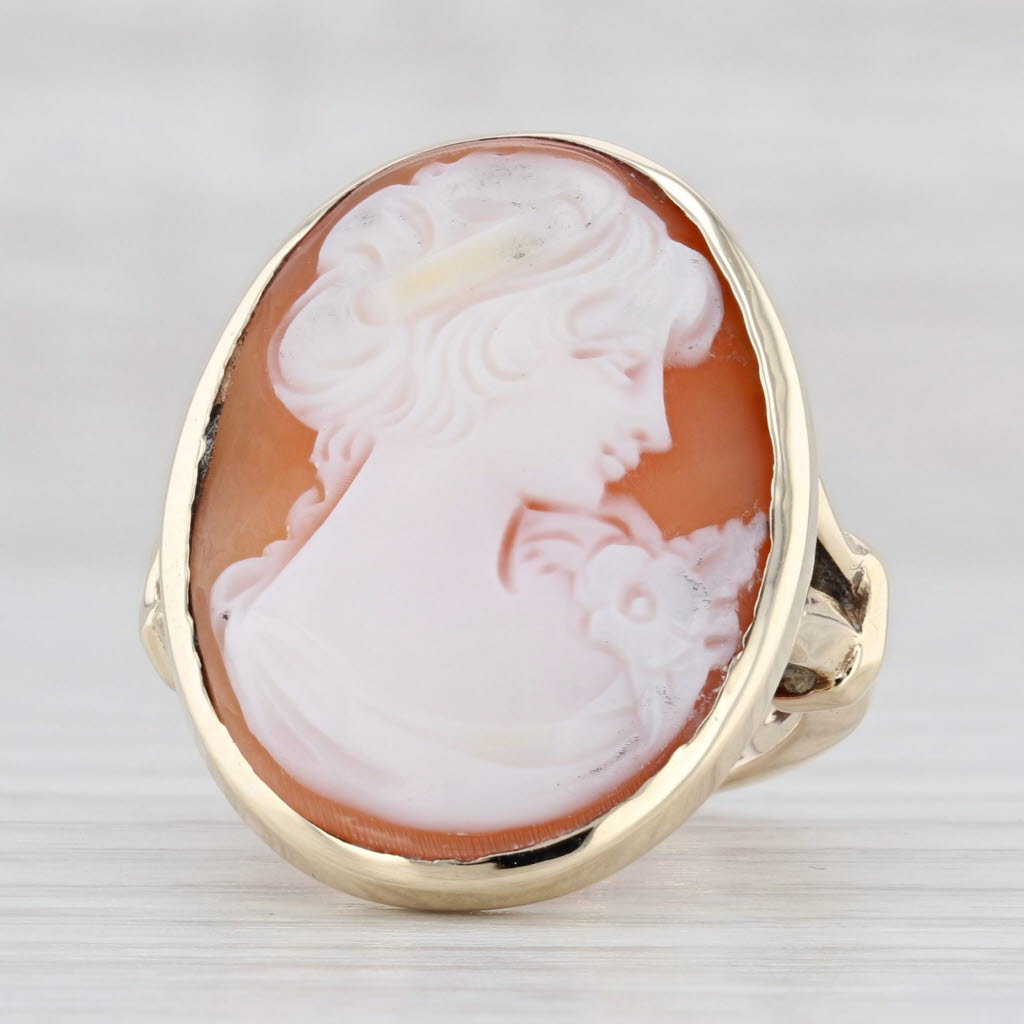 Light Gray Vintage Cameo Ring 10k Yellow Gold Carved Shell Fine Detailed Figural Bust Sz 6