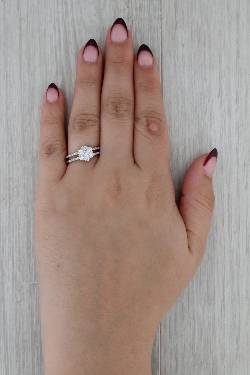 0.83ctw Diamond Flower Cluster Engagement Ring 14k White Gold Size 7.75