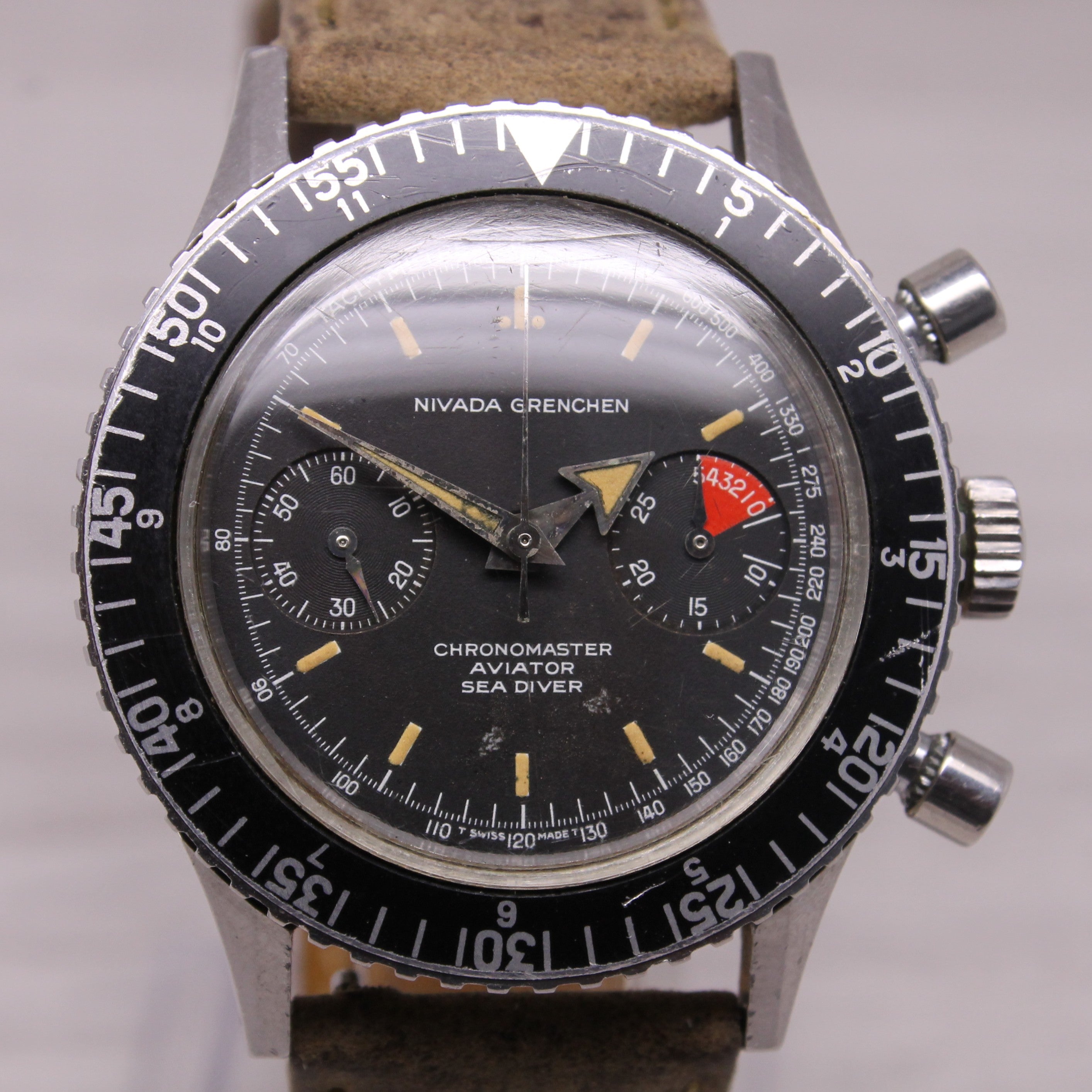 Vintage Nivada Grenchen Chronomaster 38.5mm Chronograph Valjoux 92 Watch