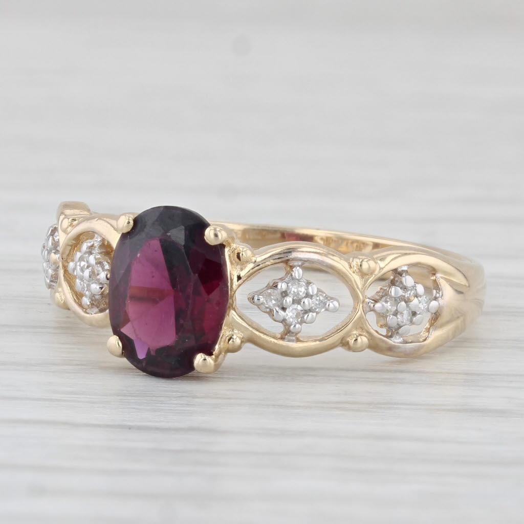 Light Gray 1.56ctw Oval Garnet Diamond Ring 14k Yellow Gold Size 8.25