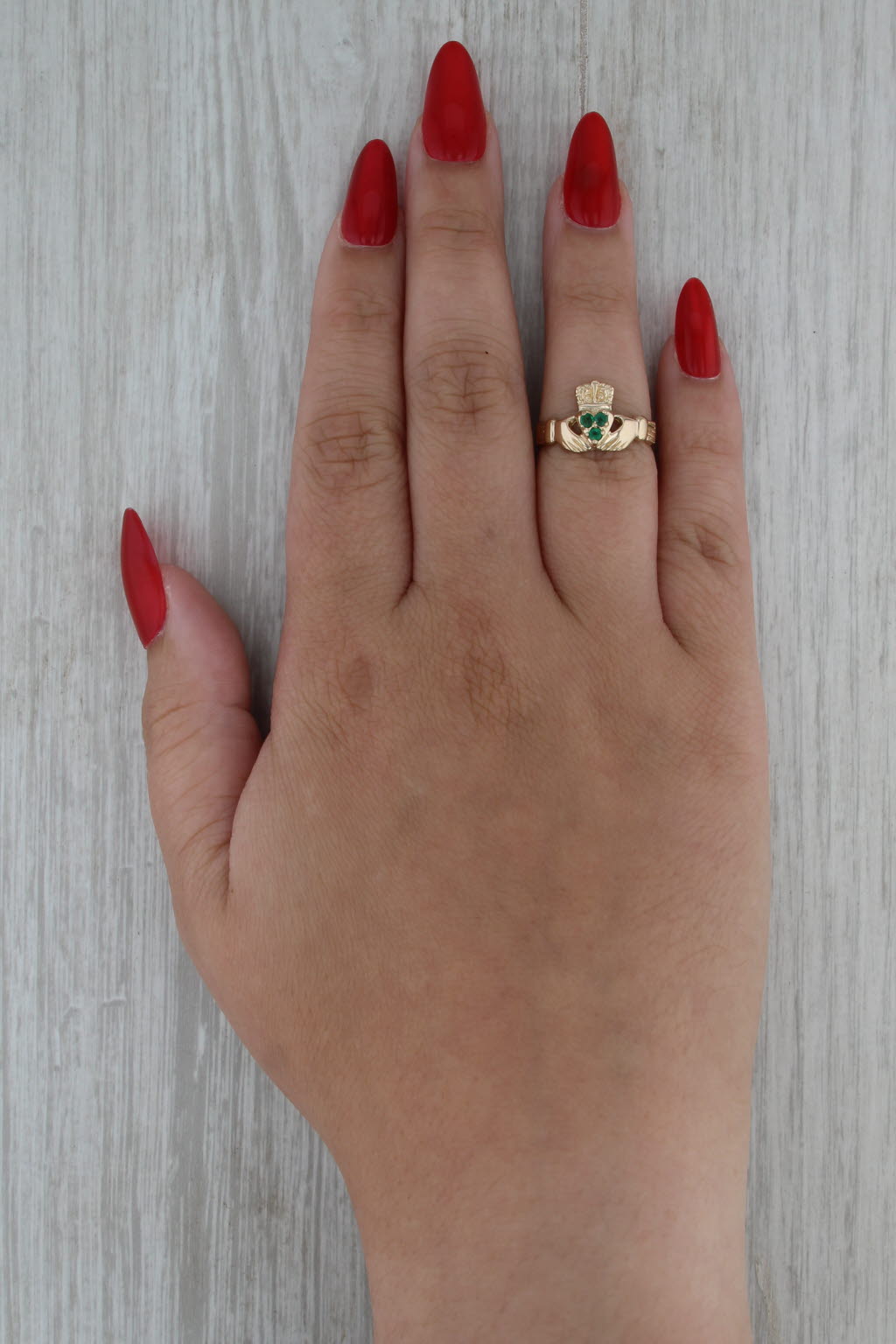 0.12ctw Emerald Flower Claddagh Ring 14k Yellow Gold Size 6