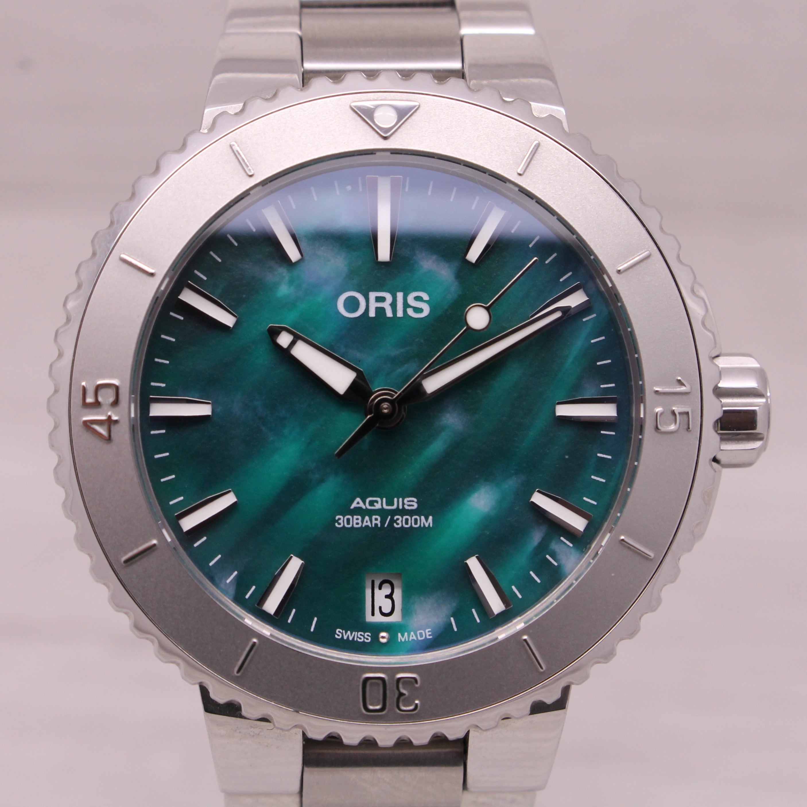 Gray Oris Aquis X Bracenet 37mm Steel Ladies Automatic Divers Watch w/ Box Tag & More