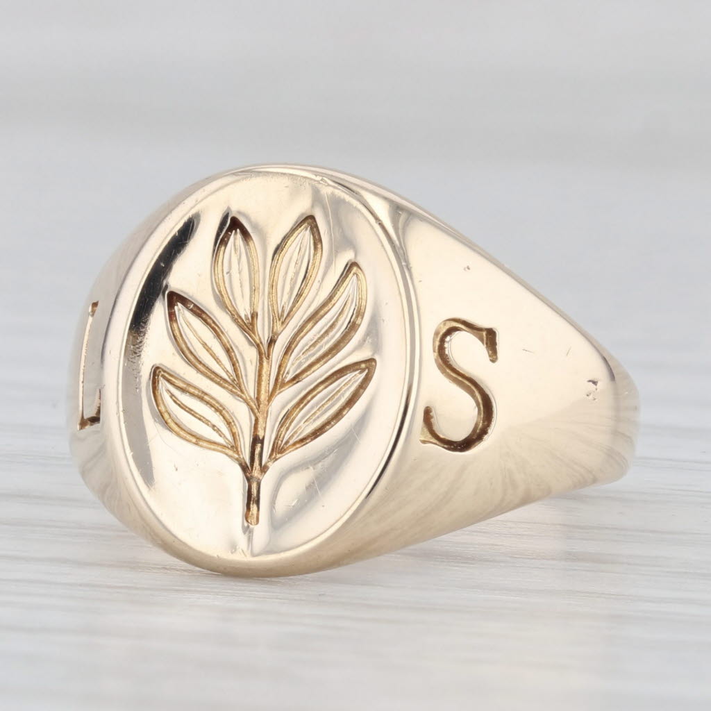 Light Gray Laurel School Signet Ring 10k Yellow Gold Size 7.5 Class Keepsake Vintage