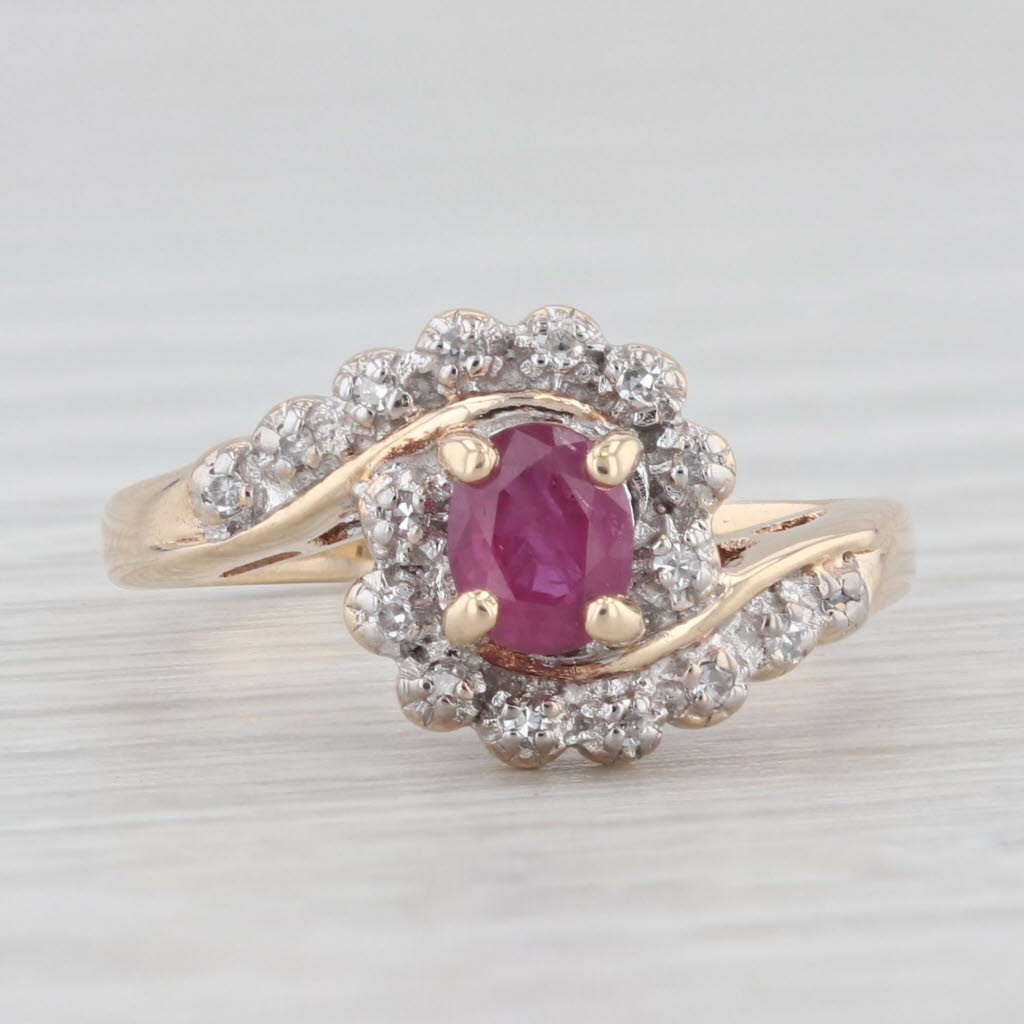 Light Gray 0.55ctw Ruby Diamond Swirl Ring 10k Yellow Gold Size 5.25 Bypass