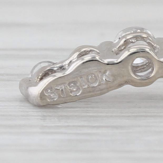 0.64ctw Graduated White Topaz Journey Pendant 10k White Gold