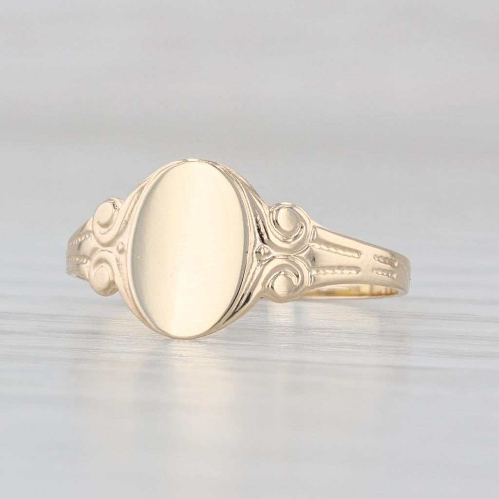 Vintage Engravable Signet Ring 10k Yellow Gold Size 4.25