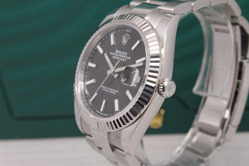 2022 Rolex Datejust 41 126334 Black Dial Oyster Mens Steel & 18k Watch Box Card
