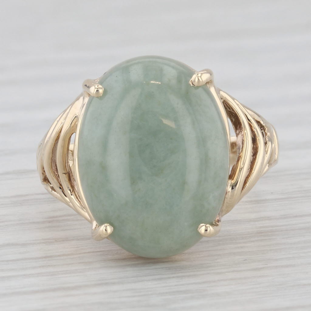 Gray Vintage Green Jadeite Jade Oval Cabochon Solitaire Ring 10k Yellow Gold Size 7.5