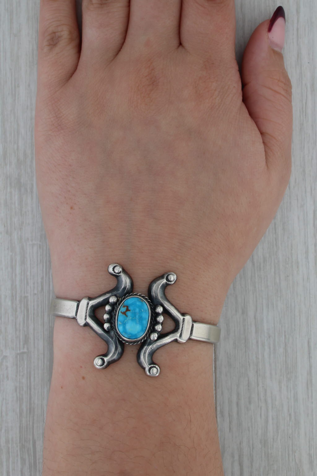 Vintage Native American Turquoise Cuff Bracelet Sterling Silver Navajo Bitsui