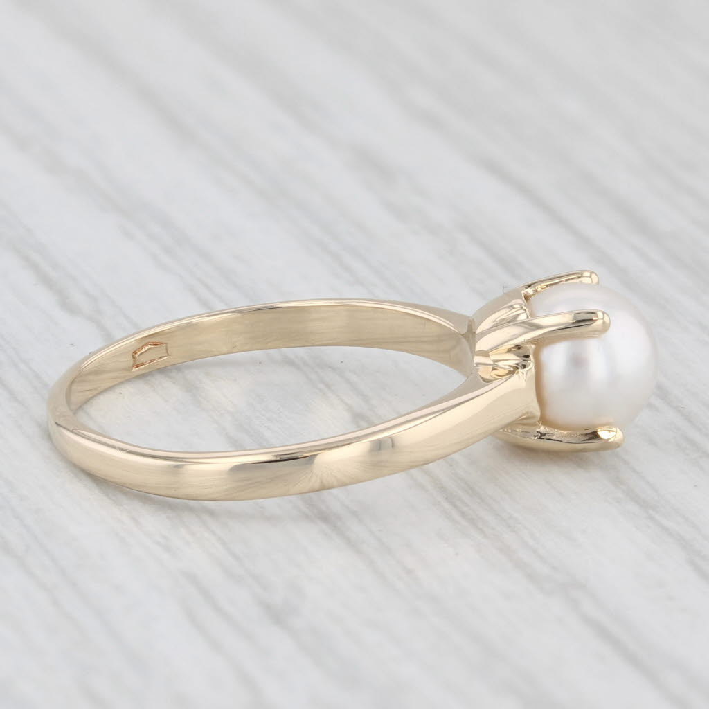 Light Gray Round Cultured Pearl Solitaire 10K Yellow Gold Ring Ring Size 5.75