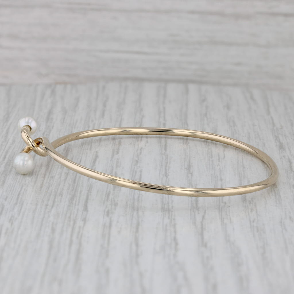 Gray Tiffany & Co Cultured Pearl Bypass Clasp Bangle Bracelet 14k Yellow Gold 6.75"