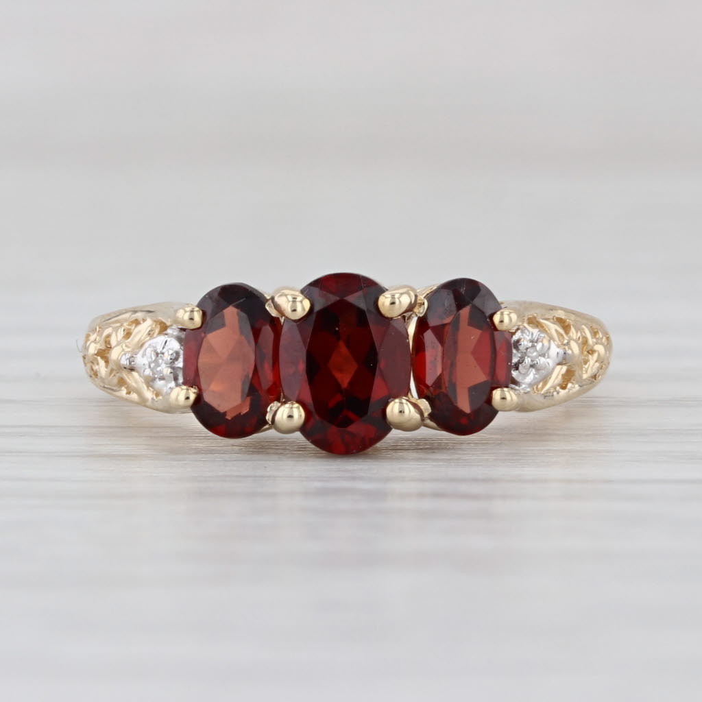 1.74ctw Garnet 3-Stone Diamond Ring 10k Yellow Gold Size 7