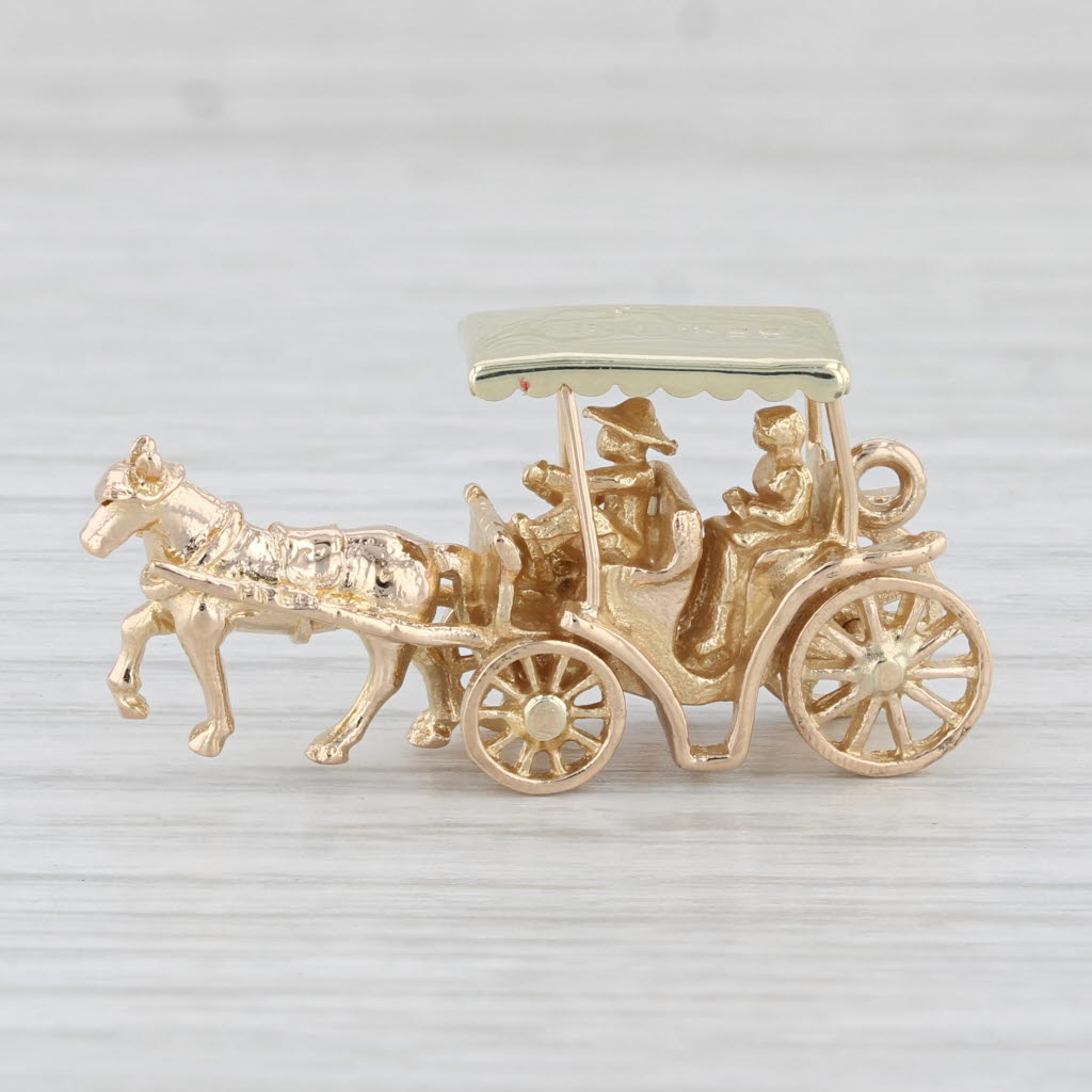 Light Gray Horse Drawn Carriage Bahamas Souvenir Charm 14k Yellow Gold Pendant