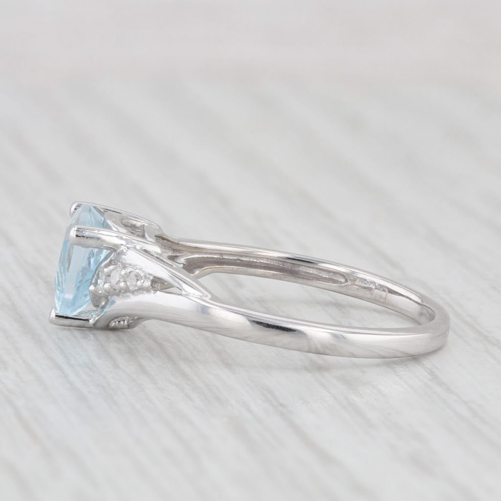 Light Gray 1.46ctw Trillion Blue Topaz Diamond Ring 10k White Gold Size 7.5 Bypass