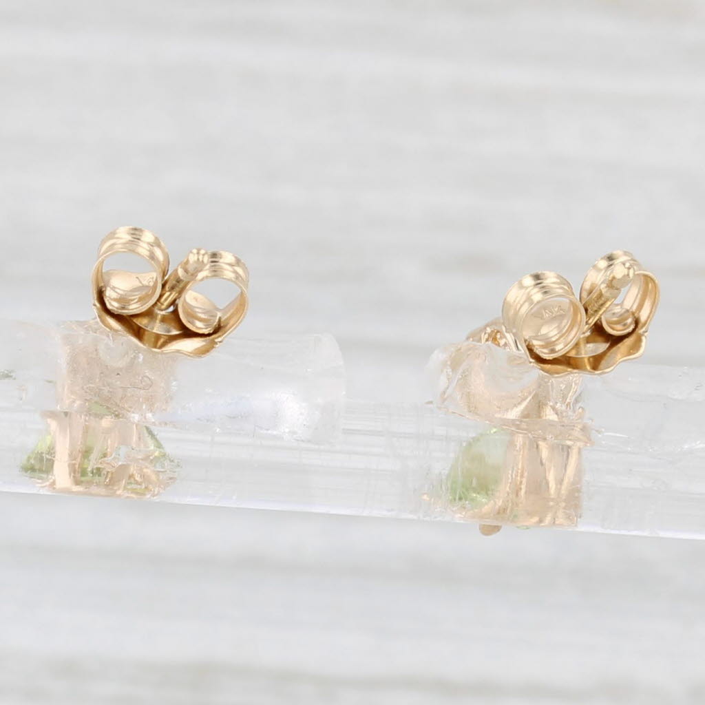 Light Gray 1.03ctw Peridot Heart Diamond Stud Earrings 14k Yellow Gold