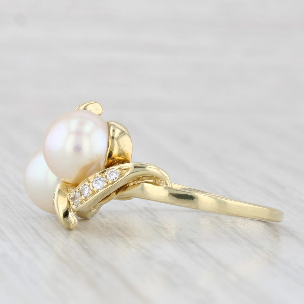 Light Gray Two Cultured Pearls 0.12ctw Diamond Bypass Ring 18k Yellow Gold Size 7.75