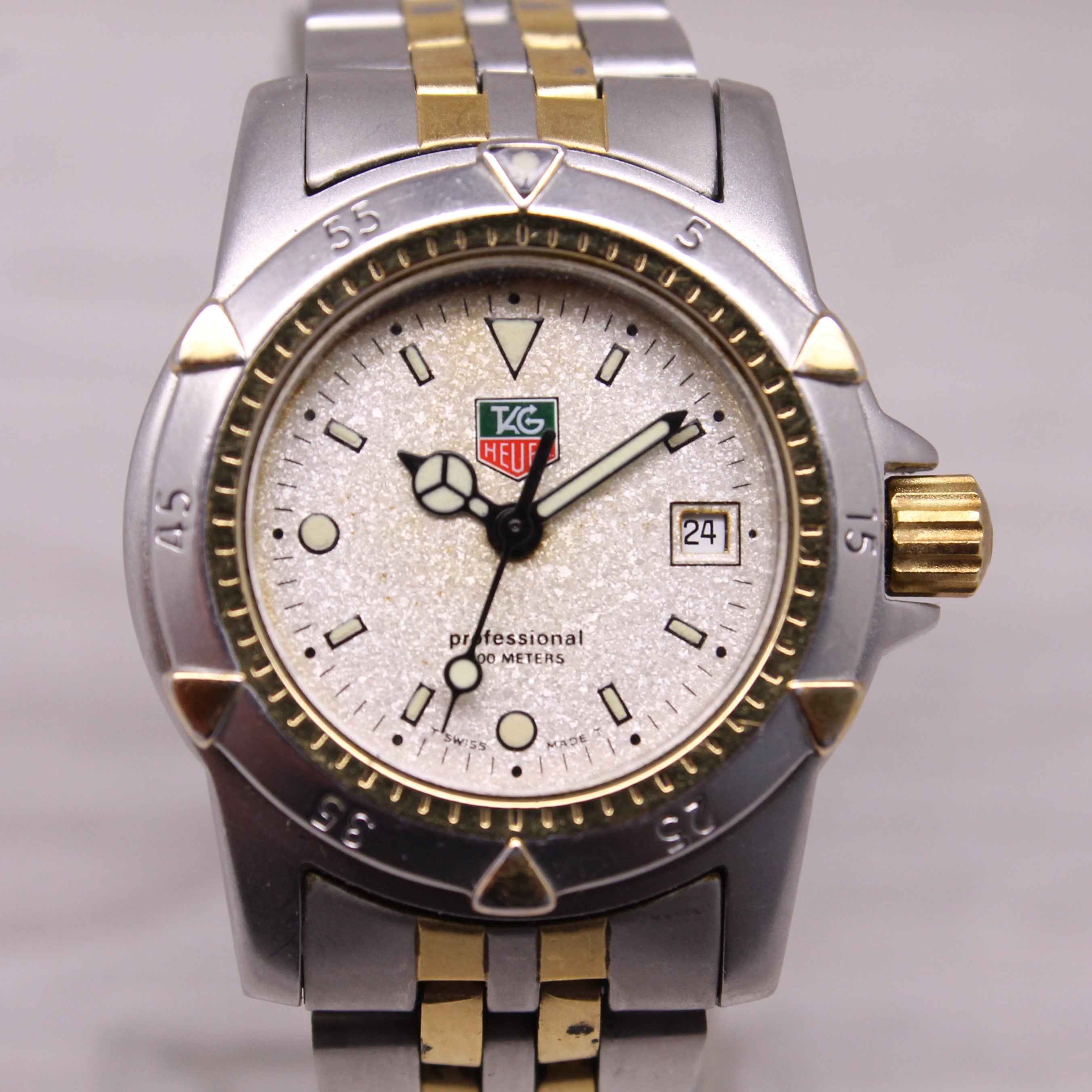 Tag Heuer Ladies Professional 28mm Steel Quartz Watch 955.708G Swiss Date