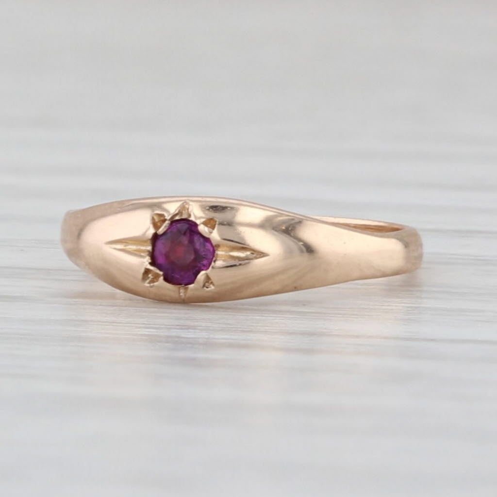 Vintage Red Glass Solitaire Ring 10k Yellow Gold Less than Size 1