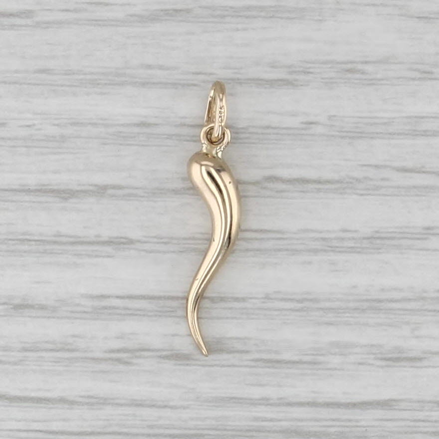 Vintage Italian Horn Good Luck Talisman Charm 14k Yellow Gold Charm