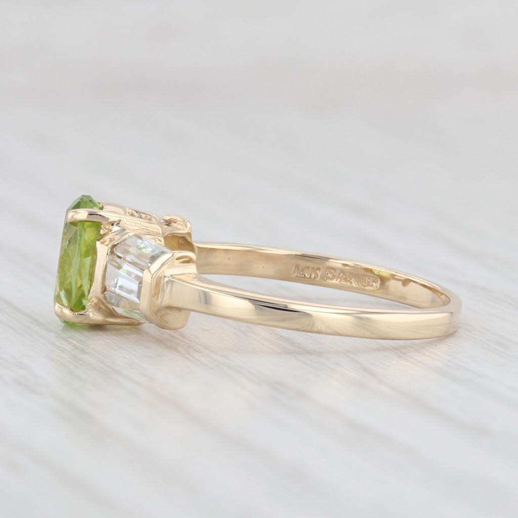 Light Gray 2.20ctw Oval Peridot Topaz Ring 14k Yellow Gold Size 8