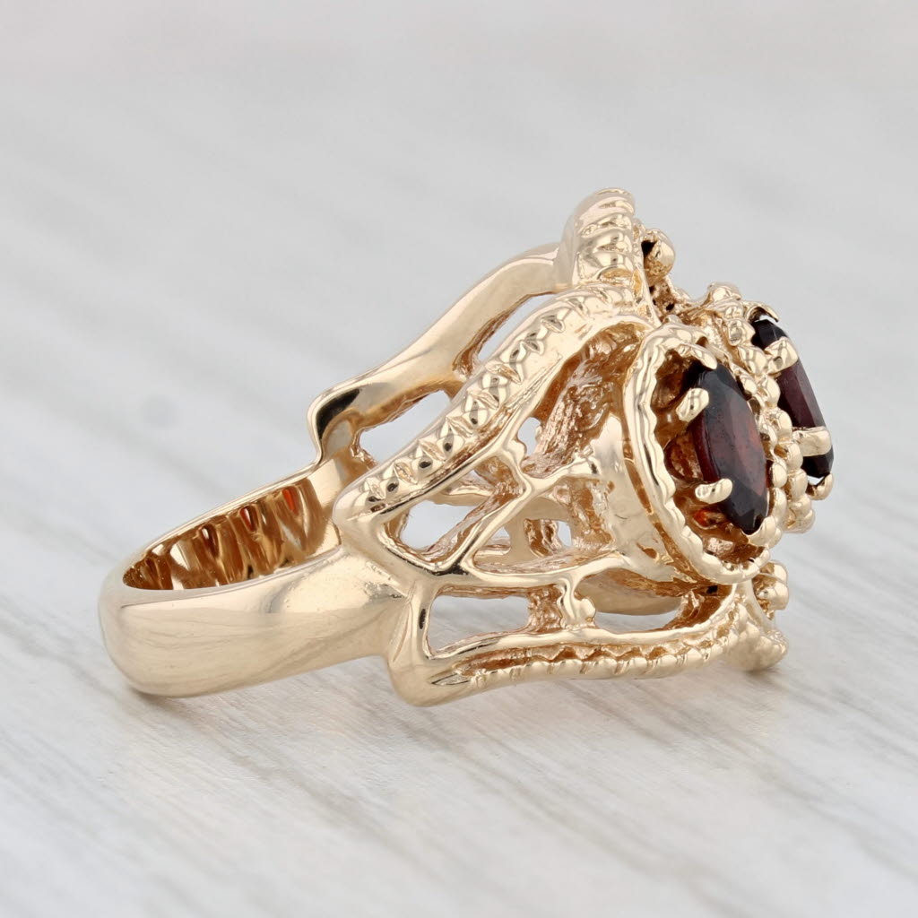 Light Gray 0.90ctw Garnet Ring 14k Yellow Gold Size 5.75 Oval 3-Stone Ornate