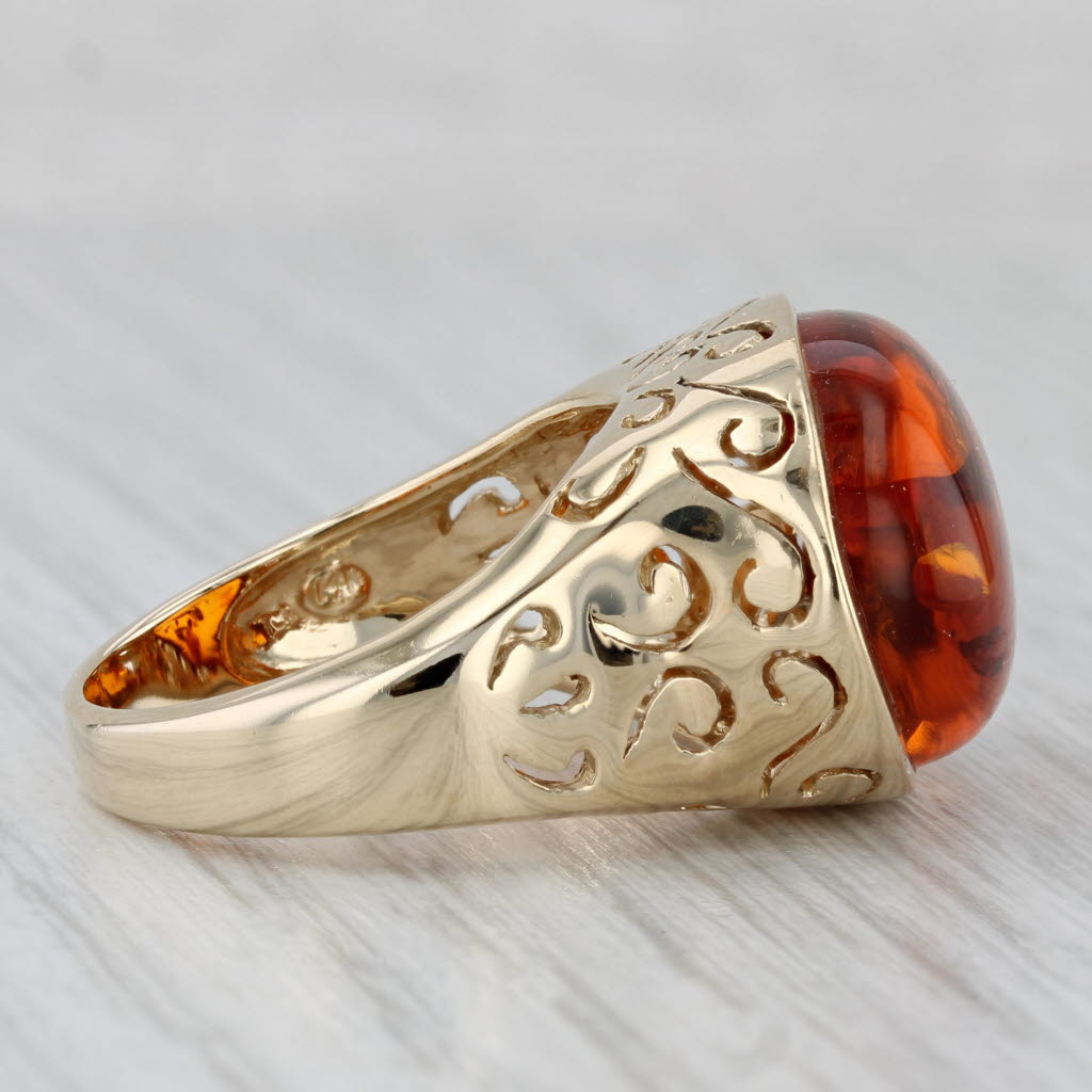 Gray Amber Cabochon 14K Yellow Gold Ornate Cocktail Ring Size 9