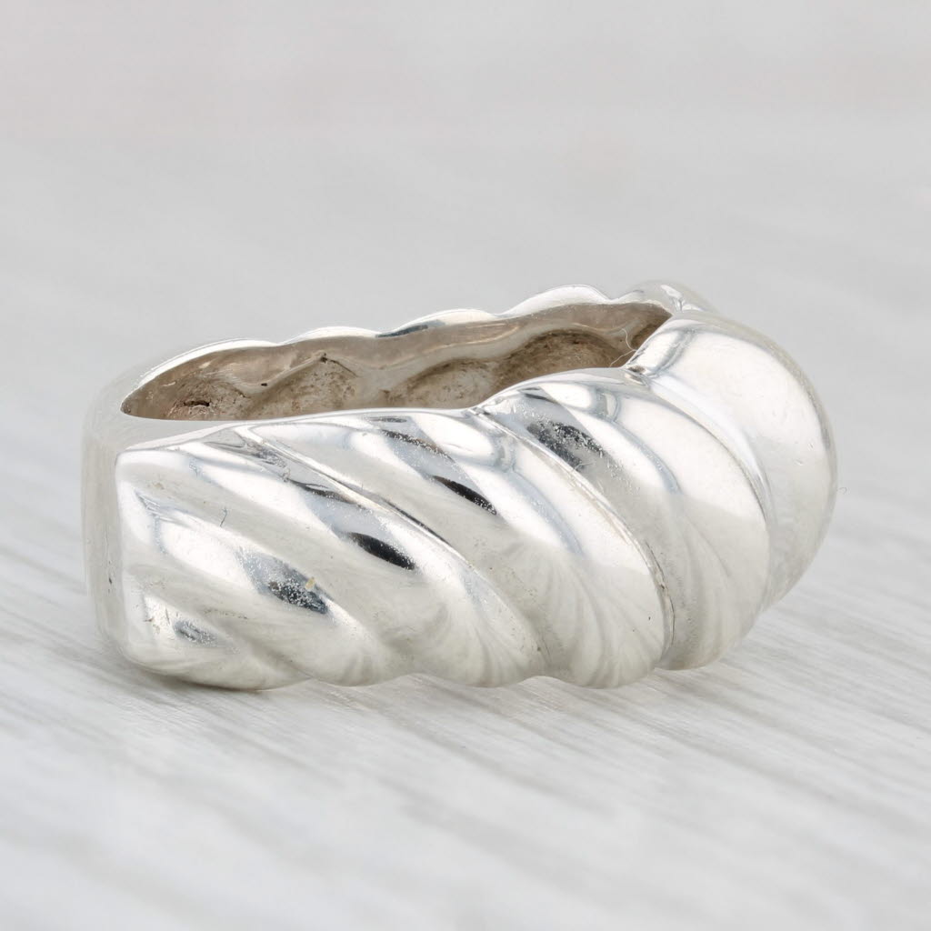 Light Gray Scalloped Croissant Ring Sterling Silver Size 5.75 Statement Band