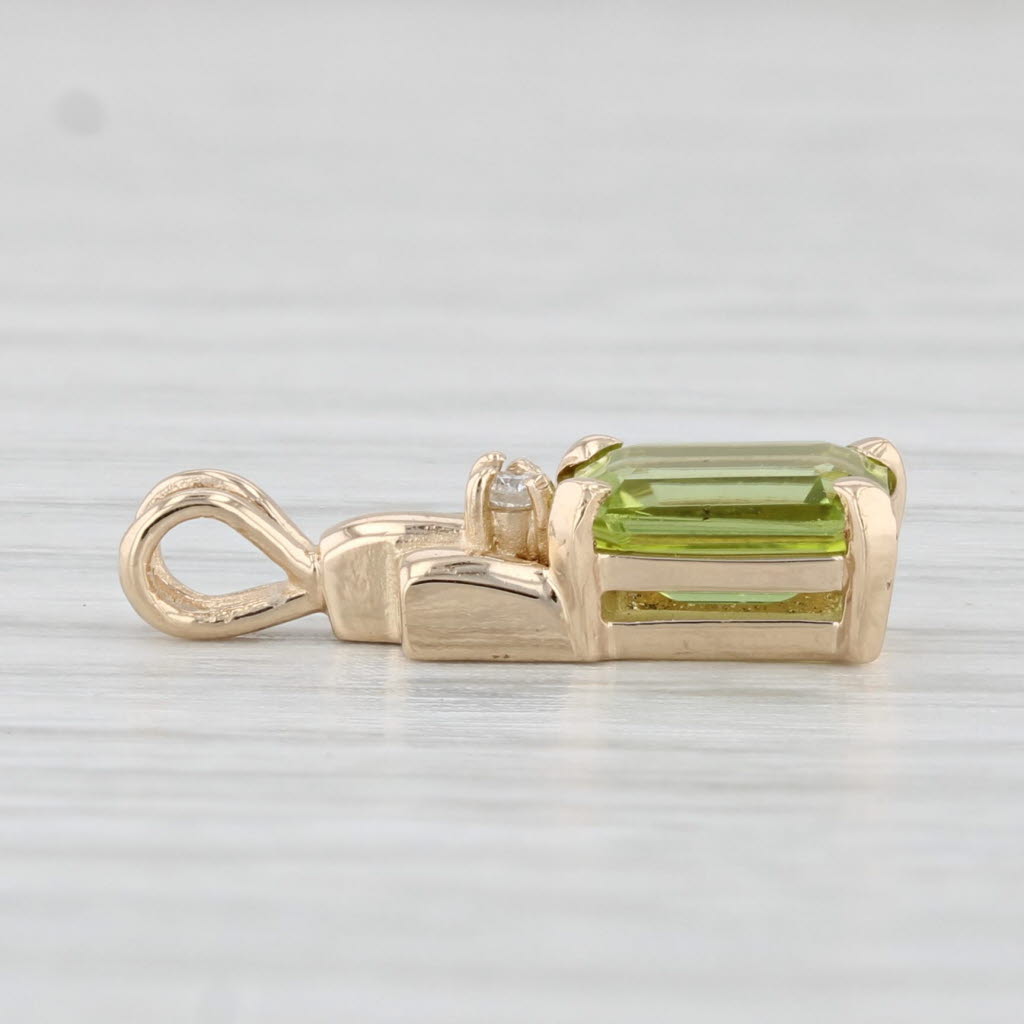 Light Gray 1.04ct Emerald Cut Peridot Diamond Pendant 14k Yellow Gold