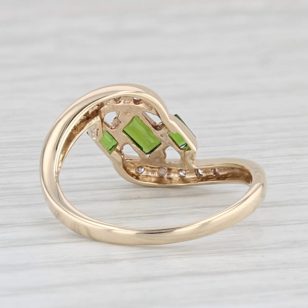 Light Gray 0.56ctw Green Tourmaline Diamond Bypass Ring 10k Yellow Gold Size 8