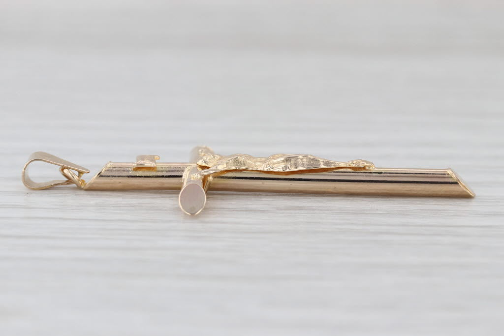 Jesus on the Cross Crucifix Pendant 14k Yellow Gold Estate Religious Figural