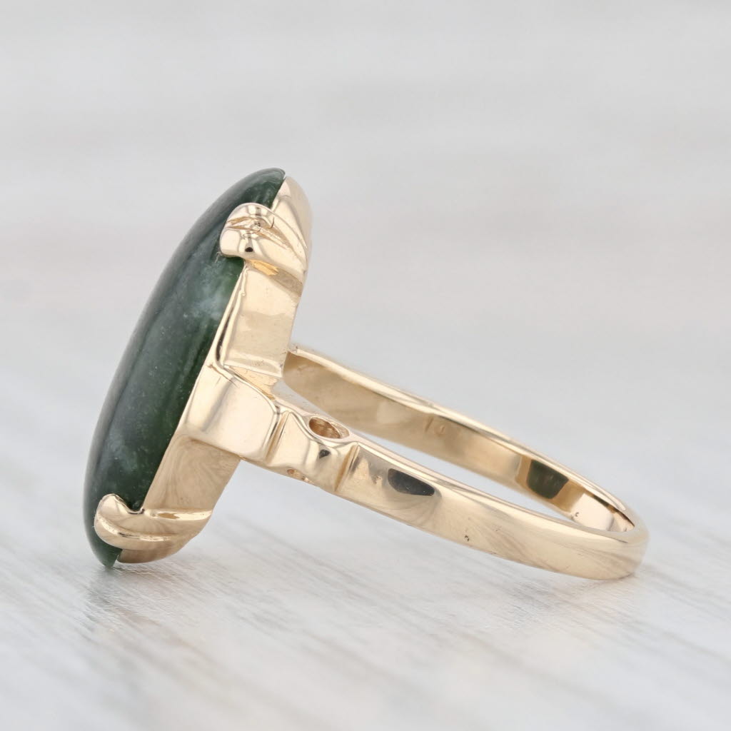 Light Gray Vintage Nephrite Jade Ring 14k Yellow Gold Size 6.5 Oval Cabochon